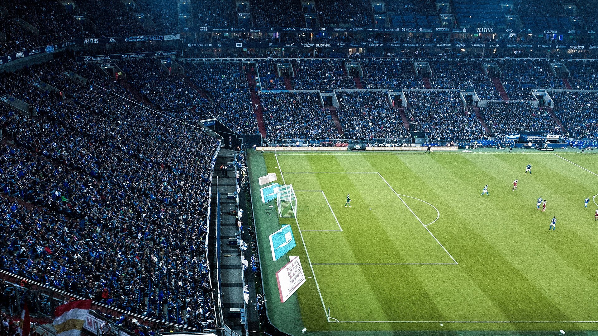 开云平台-“德甲豪门对决：实力对抗激烈，比赛精彩不断”，西甲豪门