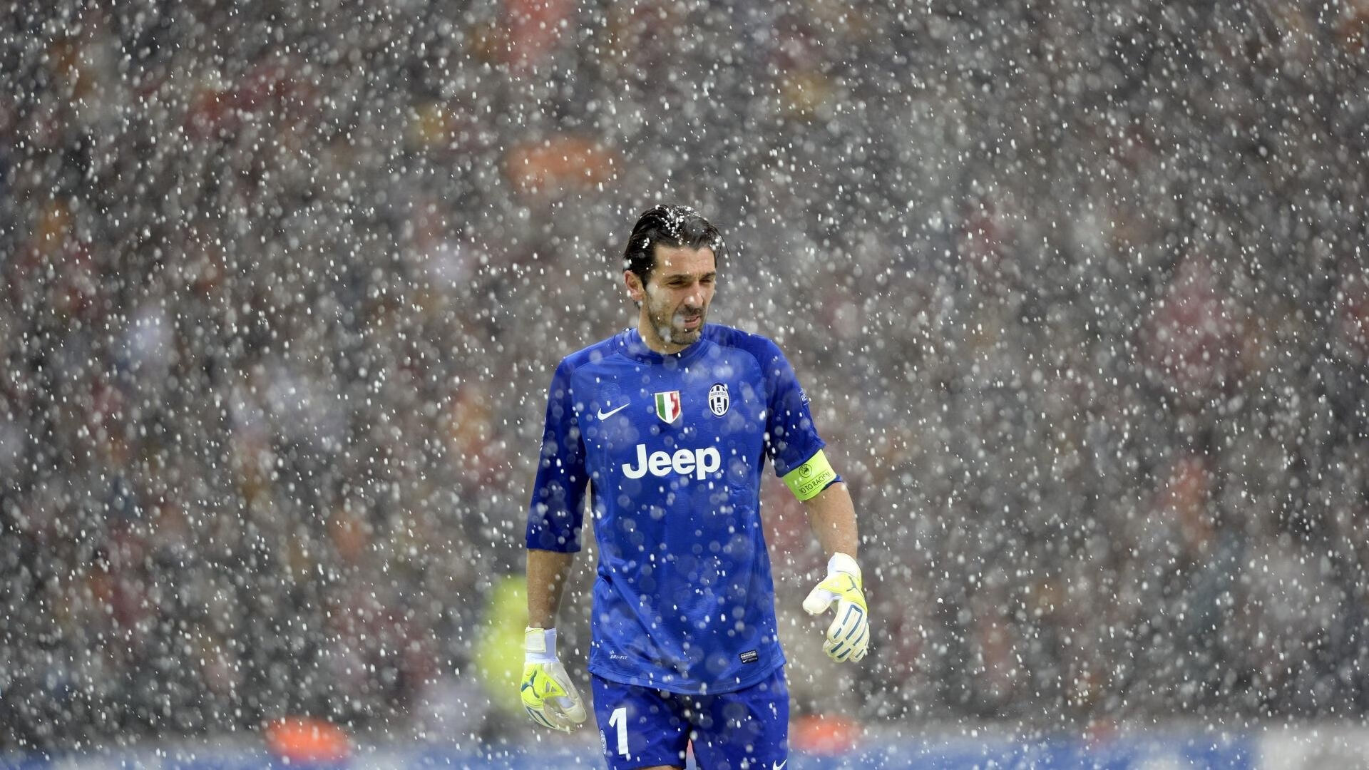 开云·Kaiyun网页版-巨星的日常：赛场外的成长故事与生活点滴，巨星比赛